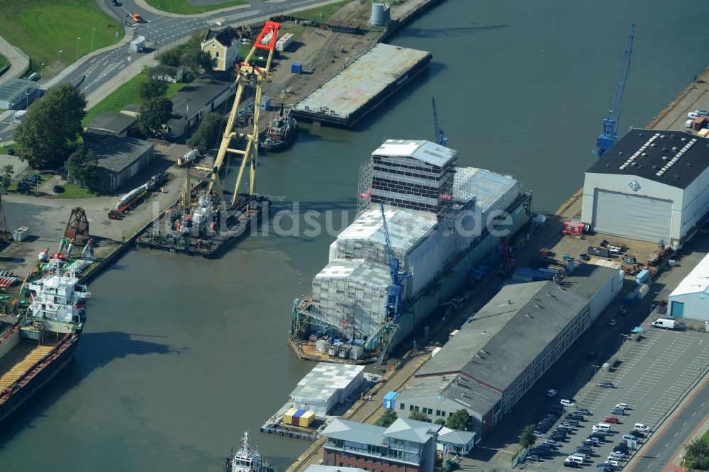 Bremerhaven von oben - Dock 6 der German Dry Docks in Bremerhaven im Bundesland Bremen