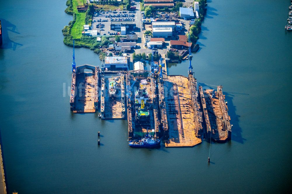 Bremerhaven aus der Vogelperspektive: Dock der Schiffswerft Bremerhavener Dock GmbH in Bremerhaven im Bundesland Bremen, Deutschland