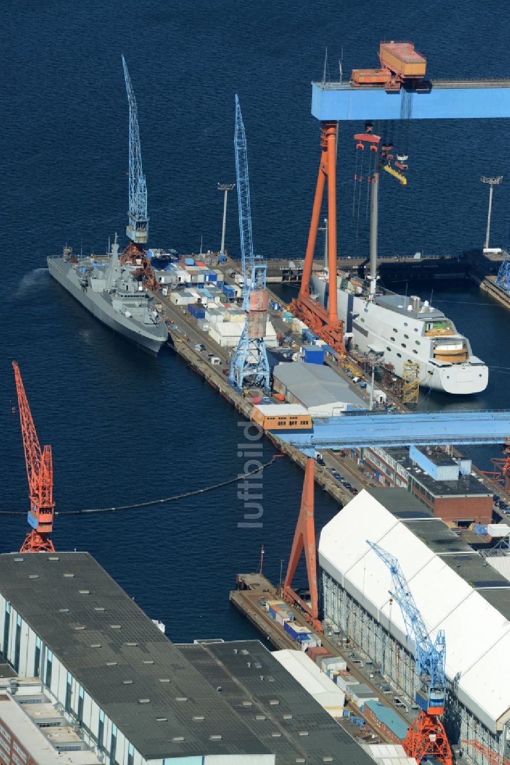 Kiel aus der Vogelperspektive: Dock 8 der ThyssenKrupp Marine Systems GmbH in Kiel im Bundesland Schleswig-Holstein