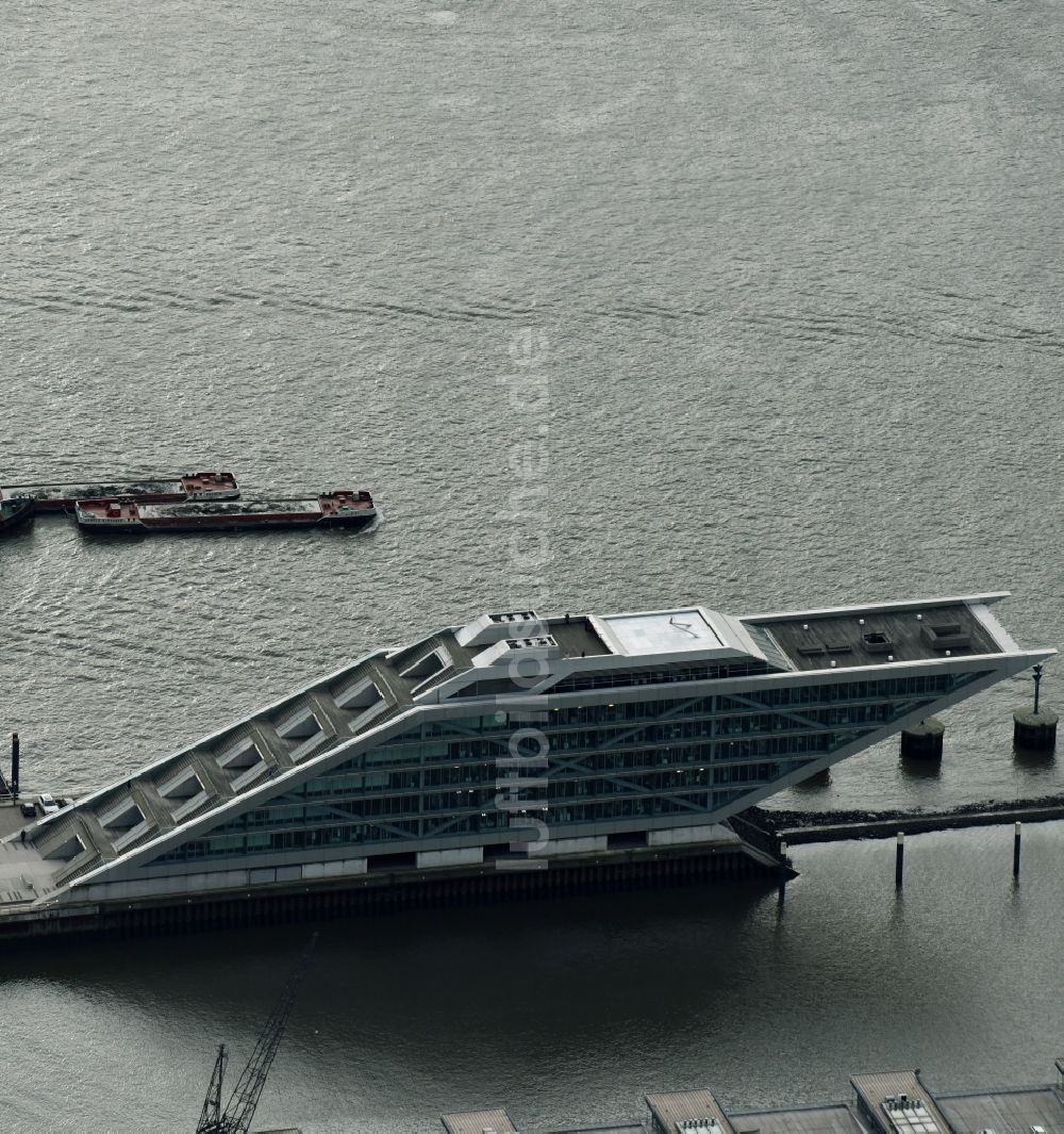 Hamburg aus der Vogelperspektive: Dockland Bürogebäude an der Nordelbe in der Hansestadt Hamburg