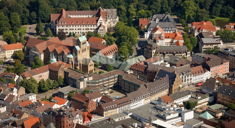 Luftbild Minden - Dom im Innenstadt- Zentrum Minden im Bundesland Nordrhein-Westfalen