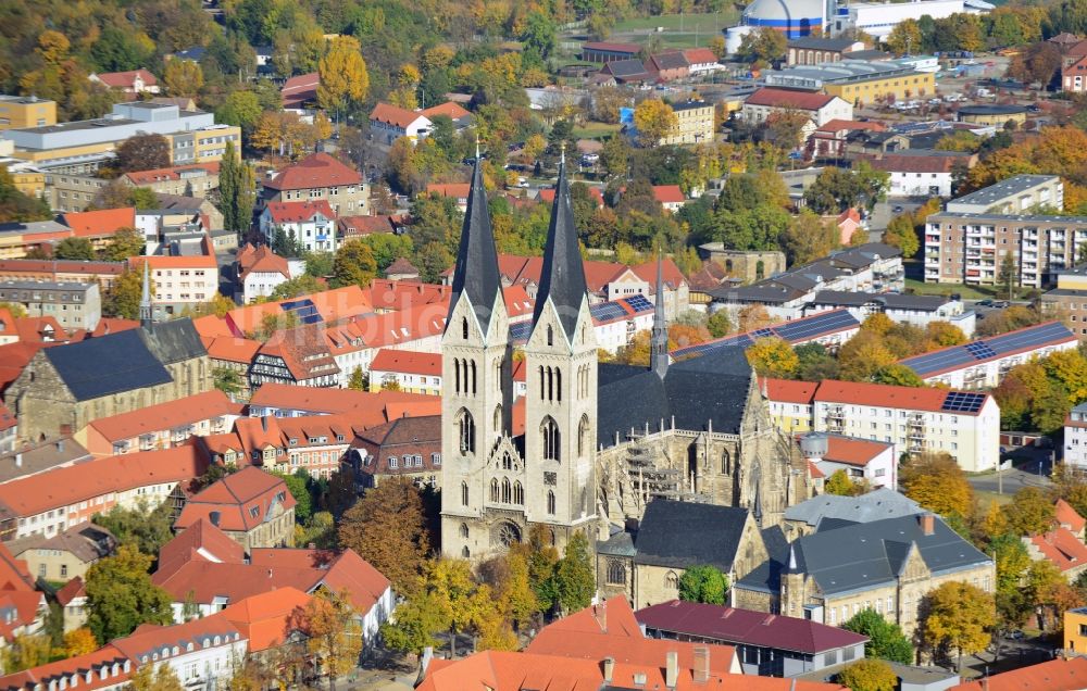 Luftaufnahme Halberstadt - Dom St. Stephanus und St. Sixtus in Halberstadt im Bundesland Sachsen-Anhalt