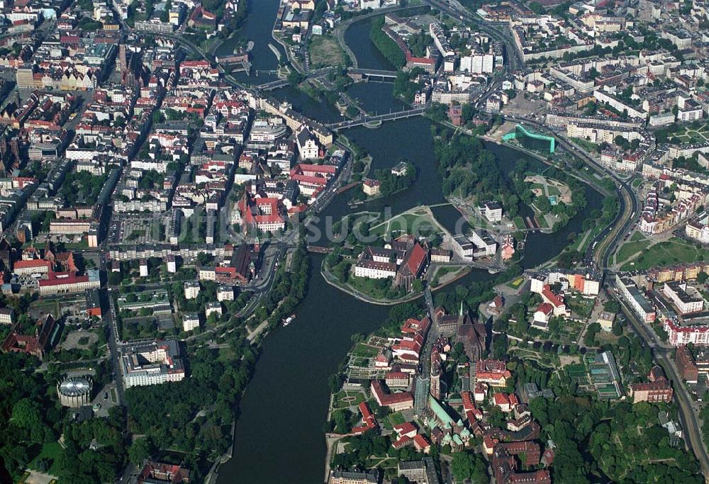 Luftaufnahme Wroclaw (Polen) - Dominsel und Johannesdom - Wroclaw (Polen)