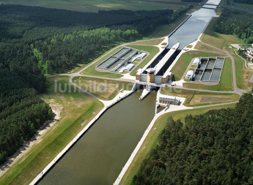 Hohenwarthe / Sachsen-Anhalt von oben - Doppelsparschleuse bei Hohenwarthe - Ausgleichs- und Ersatzmaßnahmen am Wasserstraßenkreuz Magdeburg / Elbe-Havel-Kanal