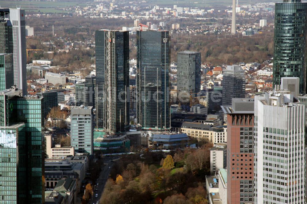 Frankfurt am Main aus der Vogelperspektive: Doppeltürme der Deutschen Bank Frankfurt am Main