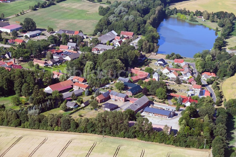 Ahlum von oben - Dorf - Ansicht in Ahlum im Bundesland Sachsen-Anhalt, Deutschland