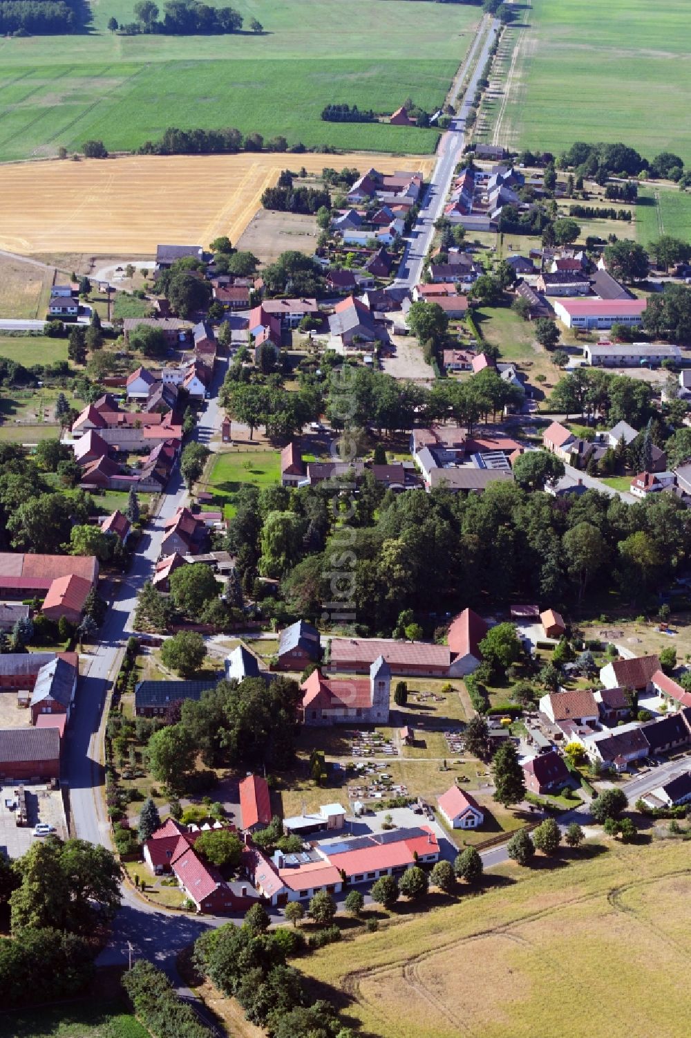 Luftbild Ahlum - Dorf - Ansicht in Ahlum im Bundesland Sachsen-Anhalt, Deutschland