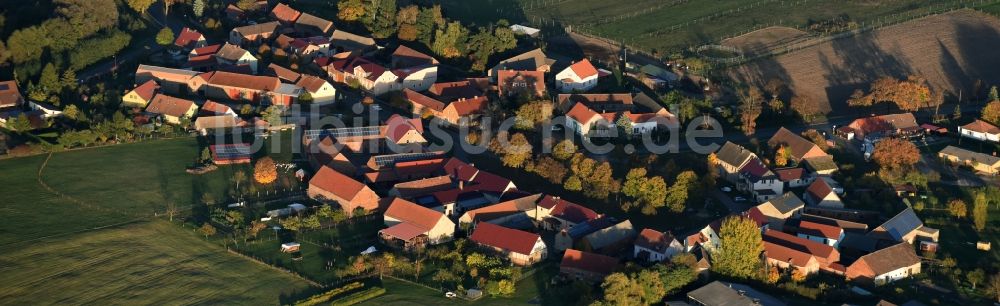 Luftbild Ahrensdorf - Dorf - Ansicht von Ahrensdorf im Bundesland Brandenburg