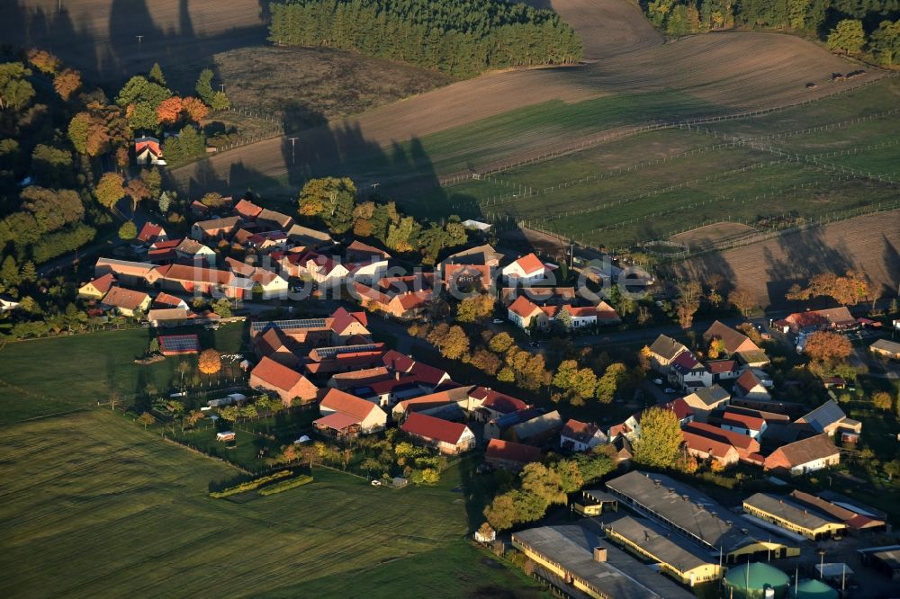 Luftbild Ahrensdorf - Dorf - Ansicht von Ahrensdorf im Bundesland Brandenburg