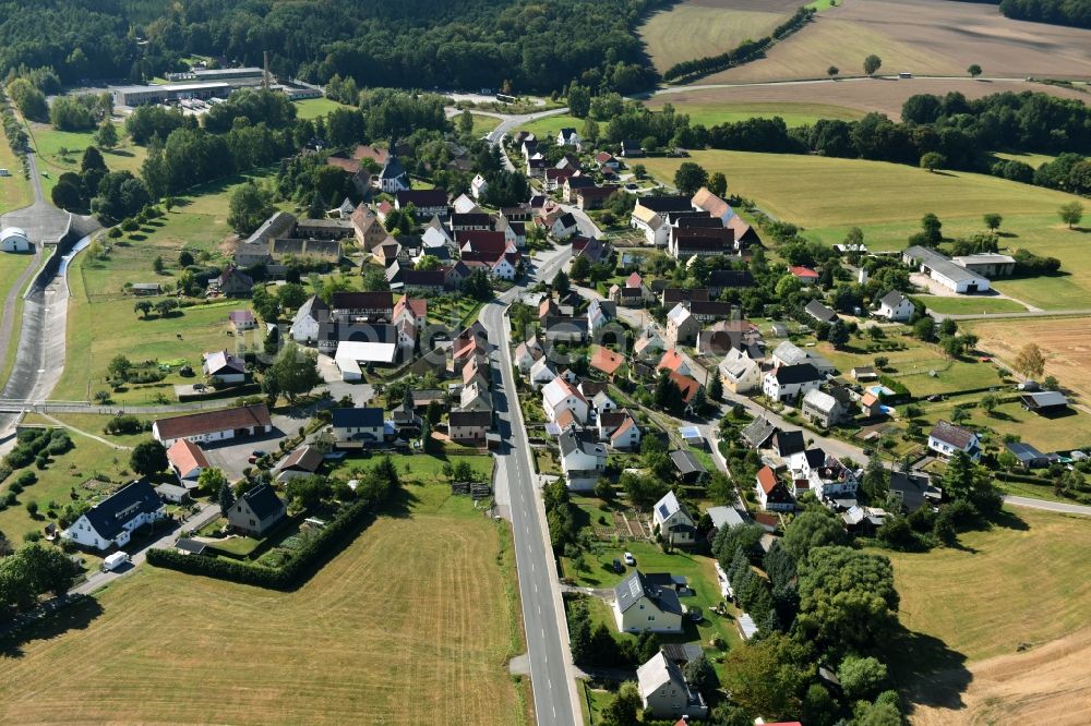 Altmörbitz aus der Vogelperspektive: Dorf - Ansicht von Altmörbitz im Bundesland Sachsen