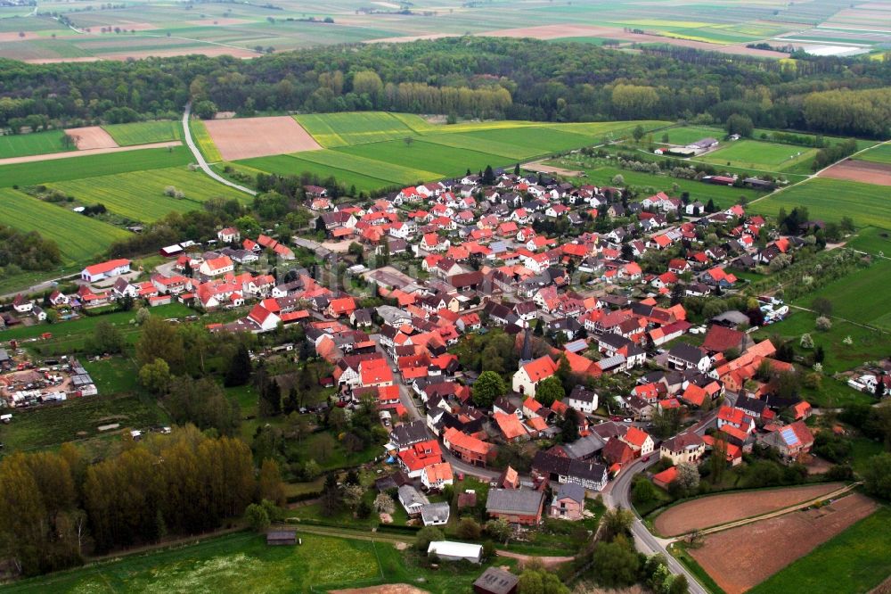 Barbelroth aus der Vogelperspektive: Dorf - Ansicht in Barbelroth im Bundesland Rheinland-Pfalz