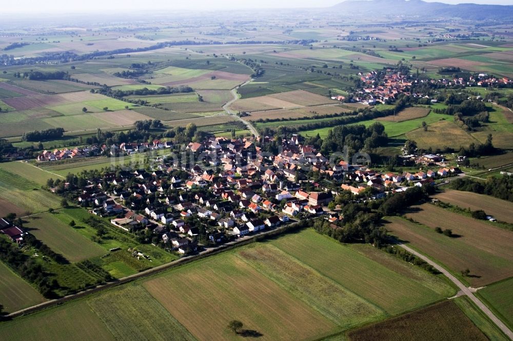 Barbelroth aus der Vogelperspektive: Dorf - Ansicht in Barbelroth im Bundesland Rheinland-Pfalz