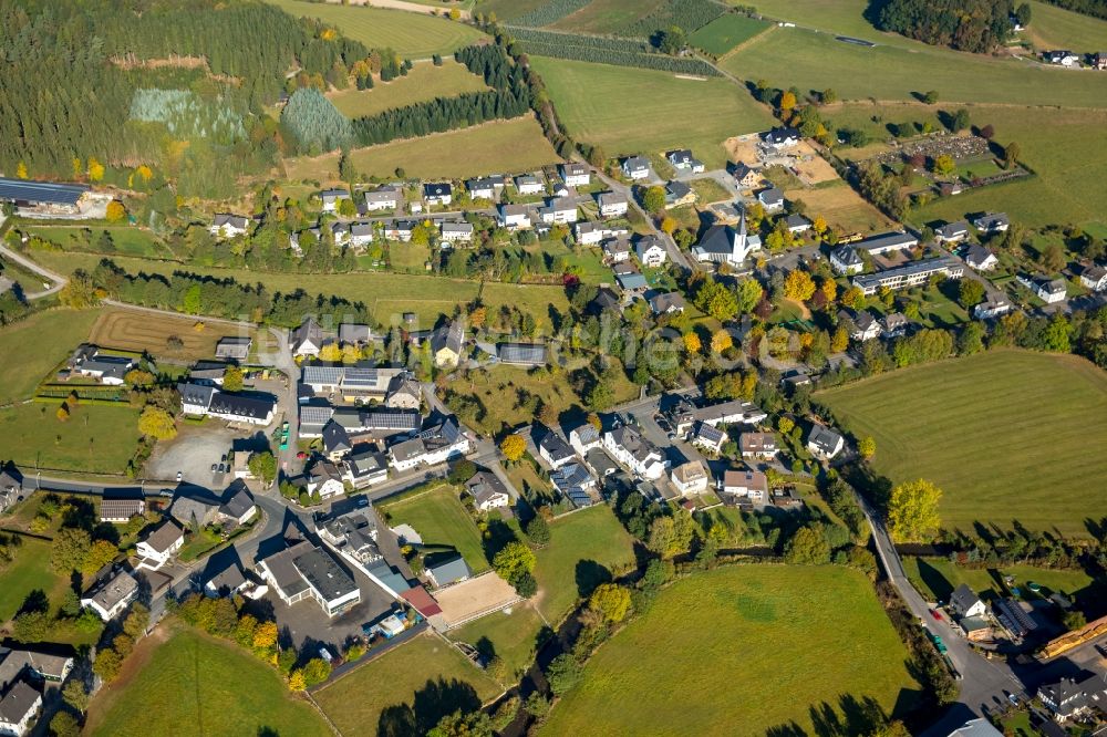 Berge von oben - Dorf - Ansicht von Berge im Bundesland Nordrhein-Westfalen