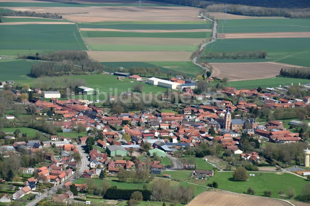 Luftbild Berneville - Dorf - Ansicht von Berneville in Nord-Pas-de-Calais Picardie, Frankreich