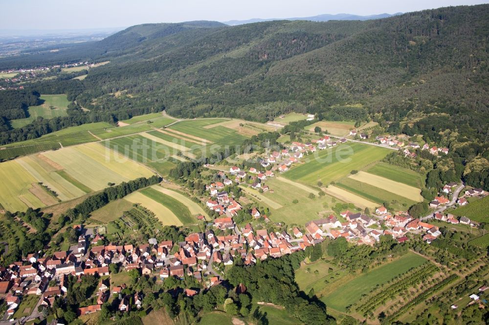 Cleebourg von oben - Dorf - Ansicht in Cleebourg in Grand Est, Frankreich