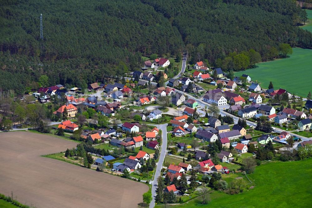 Commerau von oben - Dorf - Ansicht in Commerau im Bundesland Sachsen, Deutschland