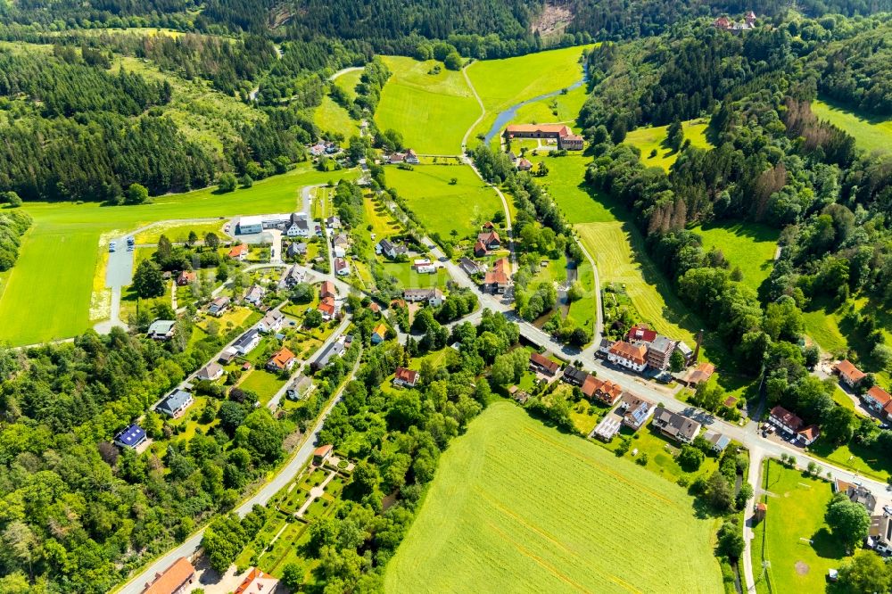 Dalwigksthal von oben - Dorf - Ansicht in Dalwigksthal im Bundesland Hessen, Deutschland