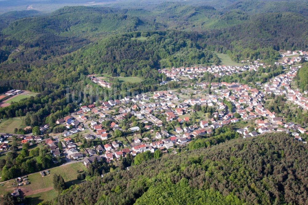 Eppenbrunn von oben - Dorf - Ansicht in Eppenbrunn im Bundesland Rheinland-Pfalz