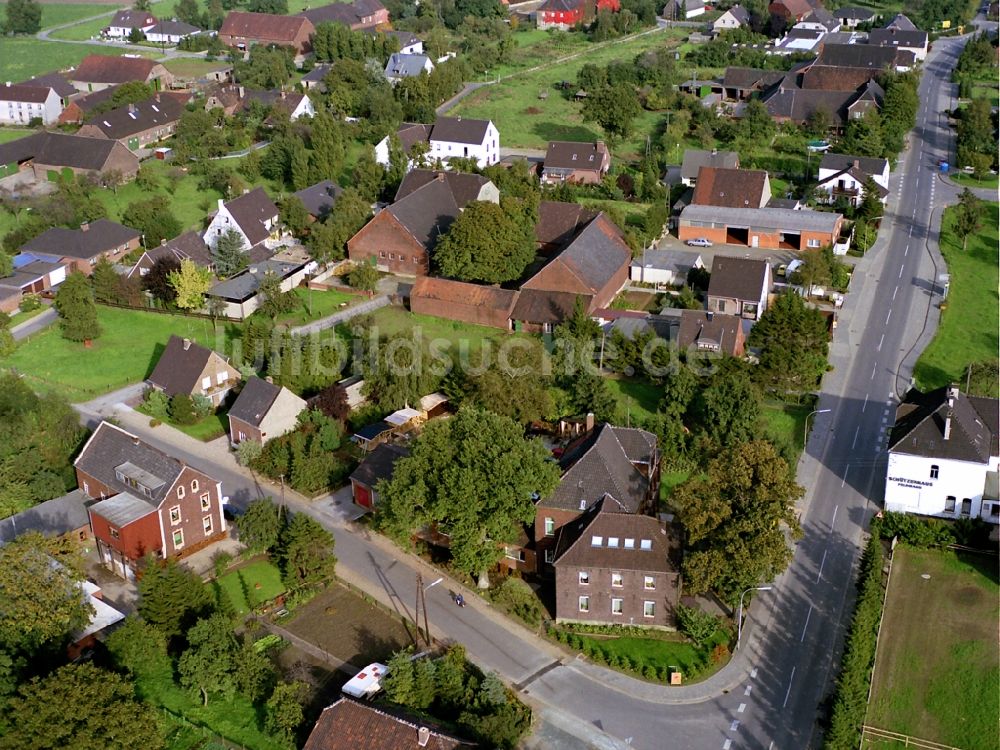 Eversael aus der Vogelperspektive: Dorf - Ansicht in Eversael im Bundesland Nordrhein-Westfalen, Deutschland