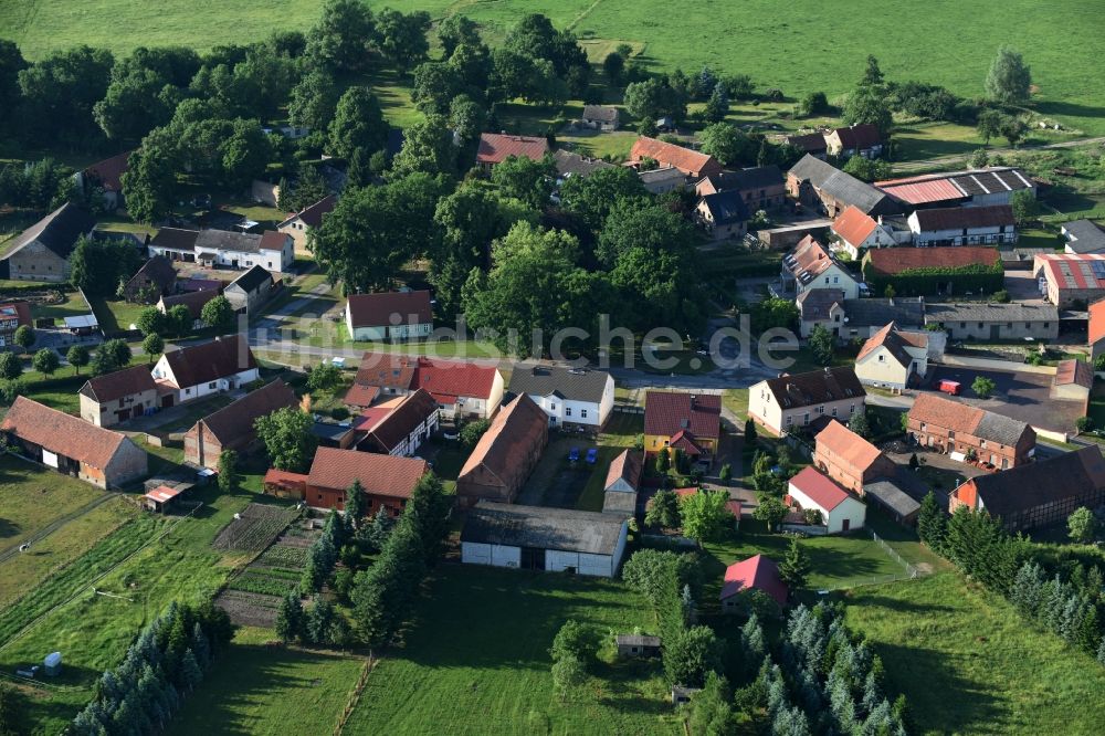 Luftaufnahme Friesack - Dorf - Ansicht von Friesack im Bundesland Brandenburg