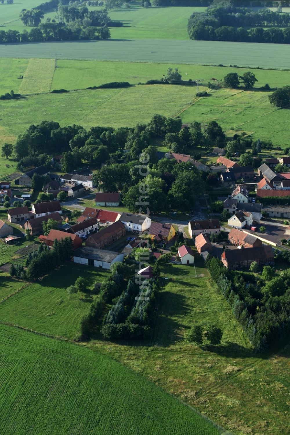 Friesack von oben - Dorf - Ansicht von Friesack im Bundesland Brandenburg