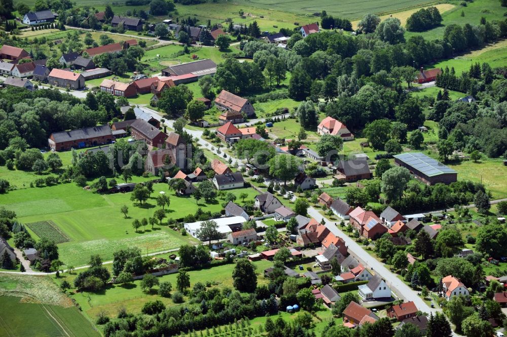 Luftaufnahme Garz - Dorf - Ansicht in Garz im Bundesland Brandenburg, Deutschland