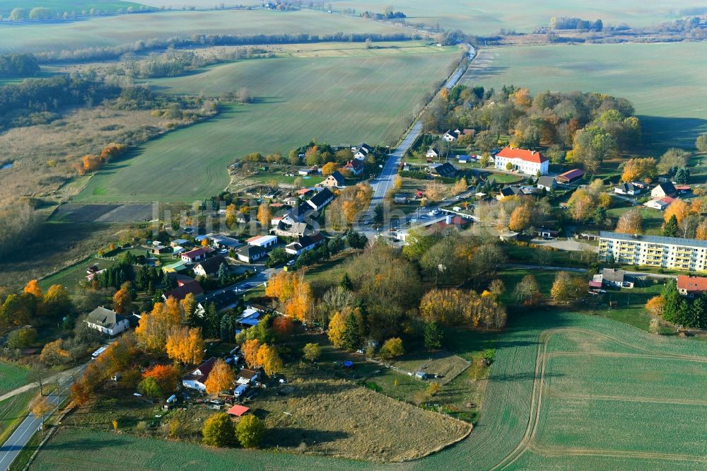 Gädebehn von oben - Dorf - Ansicht in Gädebehn im Bundesland Mecklenburg-Vorpommern, Deutschland