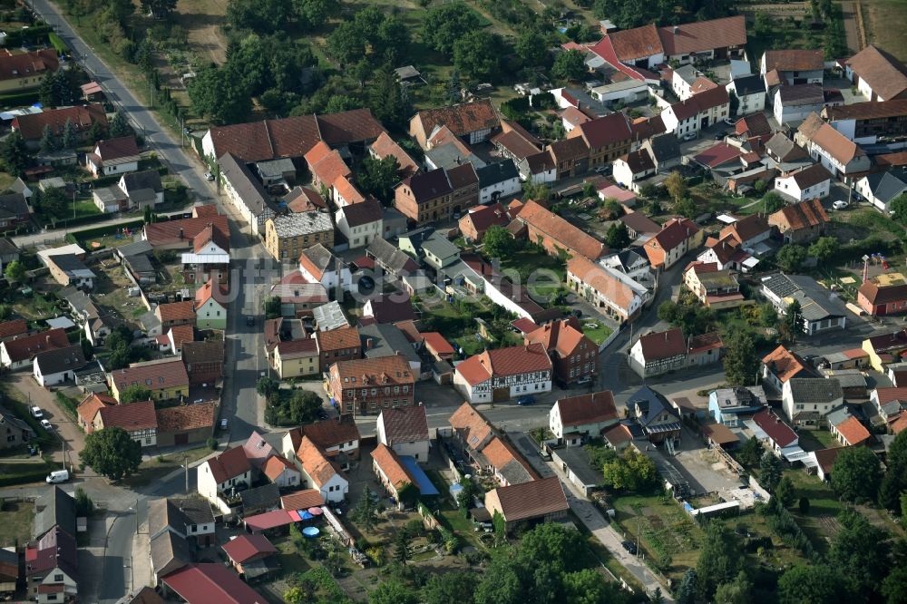 Luftaufnahme Grüningen - Dorf - Ansicht von Grüningen im Bundesland Thüringen