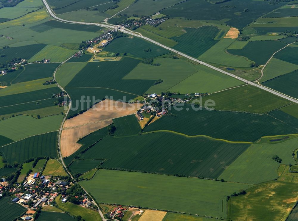 Luftaufnahme Großenbrode - Dorf - Ansicht von Großenbrode im Bundesland Schleswig-Holstein