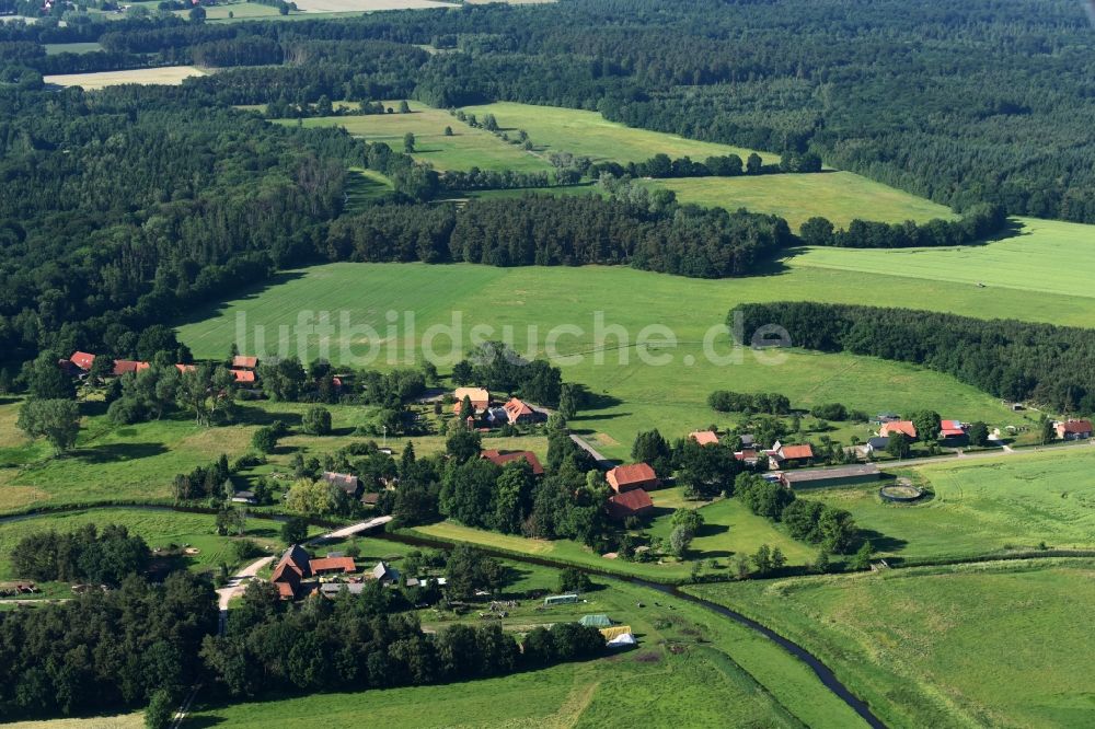 Gudow aus der Vogelperspektive: Dorf - Ansicht von Gudow im Bundesland Mecklenburg-Vorpommern