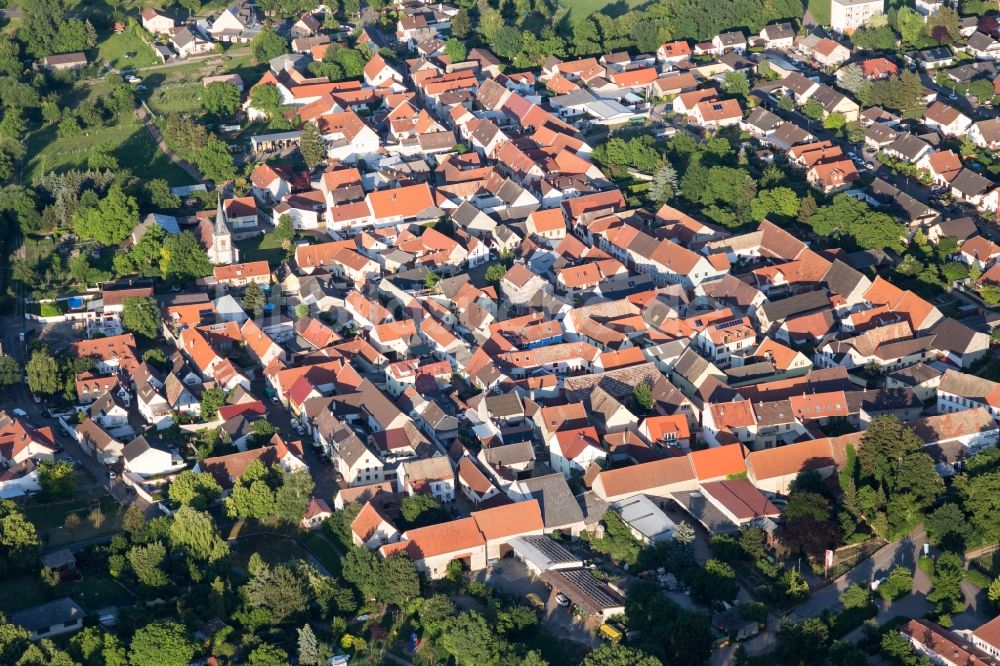 Luftaufnahme Gundheim - Dorf - Ansicht in Gundheim im Bundesland Rheinland-Pfalz, Deutschland