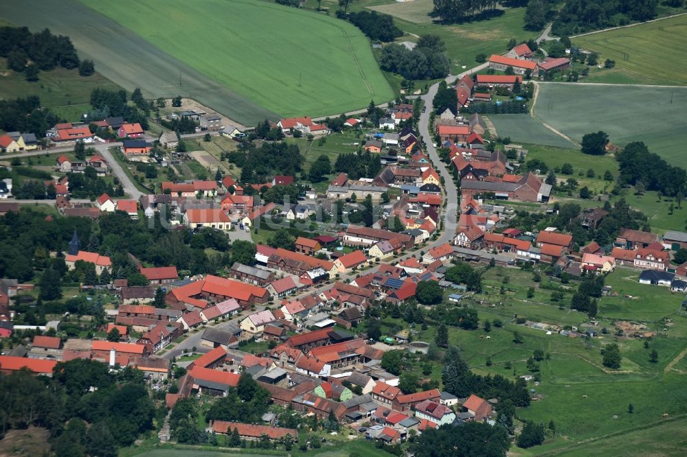 Luftaufnahme Ihleburg - Dorf - Ansicht von Ihleburg im Bundesland Sachsen-Anhalt