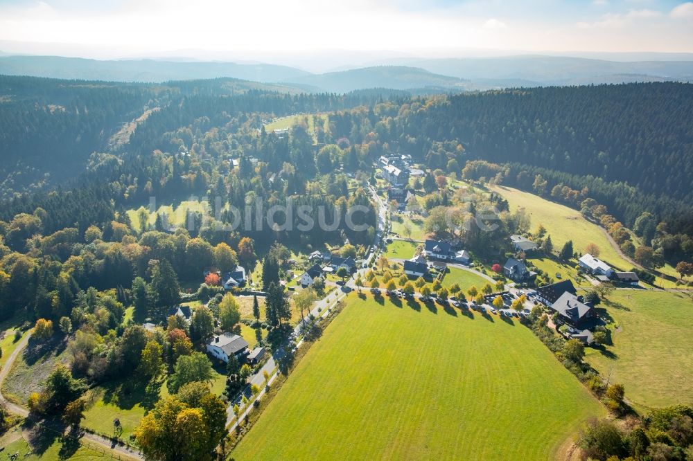 Jagdhaus aus der Vogelperspektive: Dorf - Ansicht von Jagdhaus im Bundesland Nordrhein-Westfalen