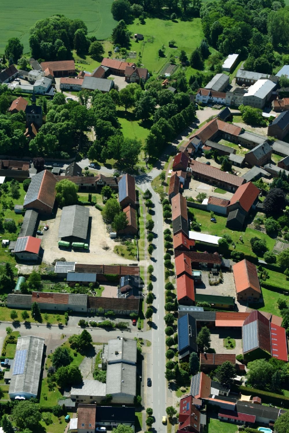 Jeetze von oben - Dorf - Ansicht in Jeetze im Bundesland Sachsen-Anhalt, Deutschland