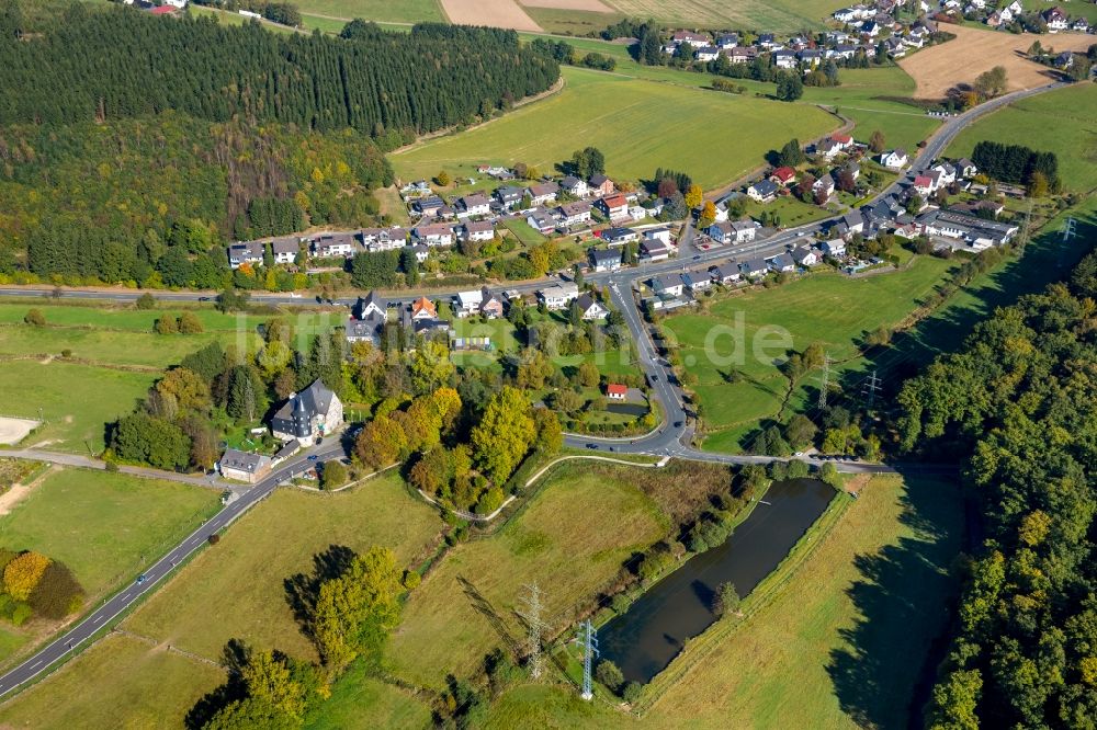 Kreuztal aus der Vogelperspektive: Dorf - Ansicht von Junkernhees in Kreuztal im Bundesland Nordrhein-Westfalen