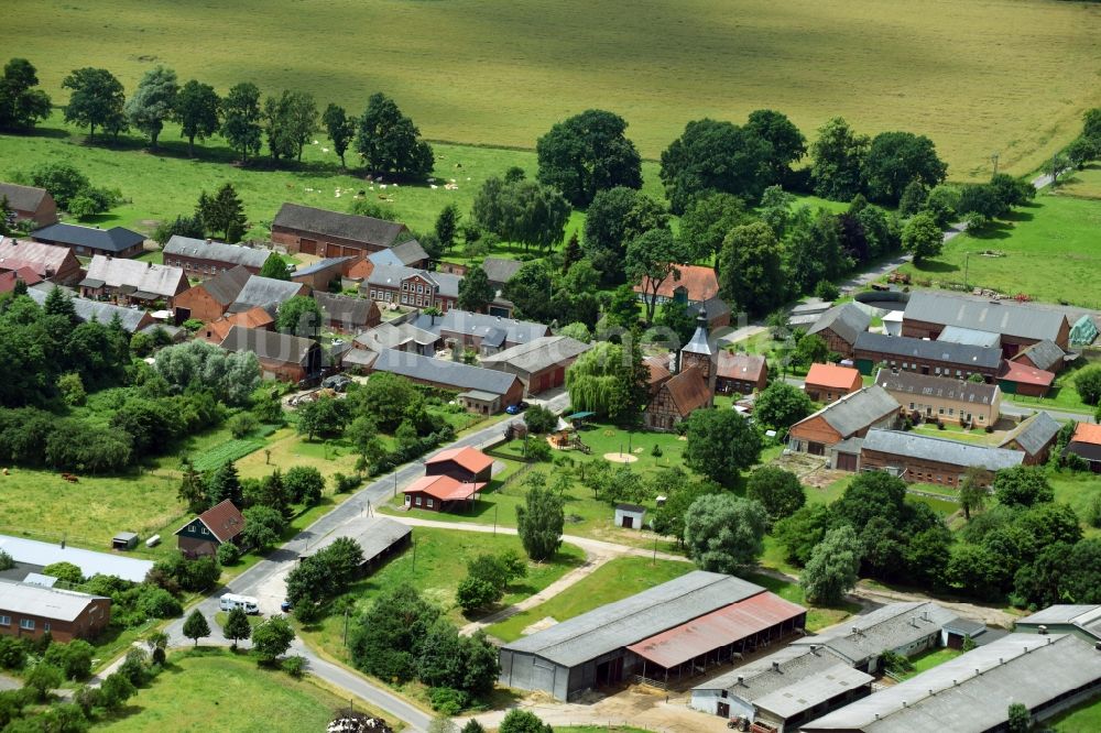 Luftaufnahme Karstädt - Dorf - Ansicht in Karstädt im Bundesland Brandenburg, Deutschland