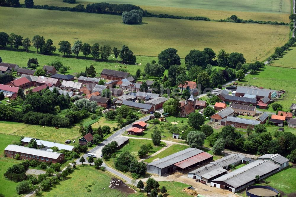 Karstädt von oben - Dorf - Ansicht in Karstädt im Bundesland Brandenburg, Deutschland