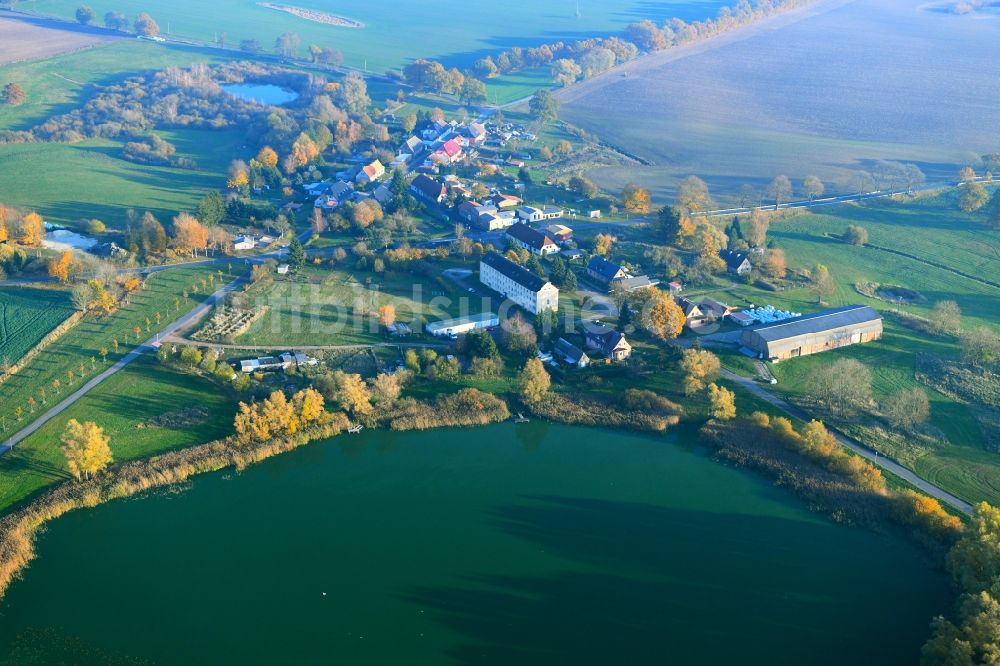 Luftbild Kavelsdorf - Dorf - Ansicht in Kavelsdorf im Bundesland Mecklenburg-Vorpommern, Deutschland