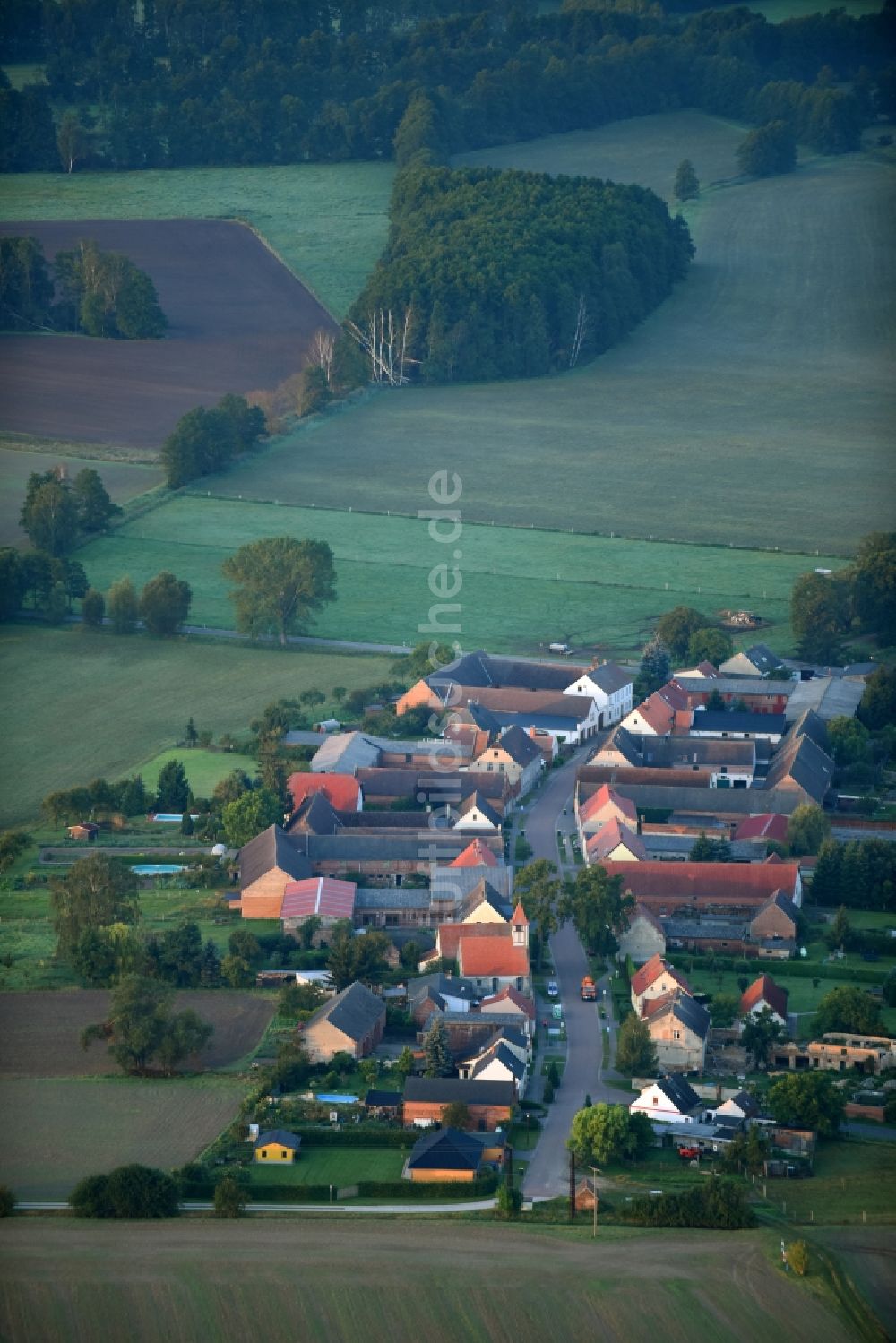 Kerchau von oben - Dorf - Ansicht in Kerchau im Bundesland Sachsen-Anhalt, Deutschland