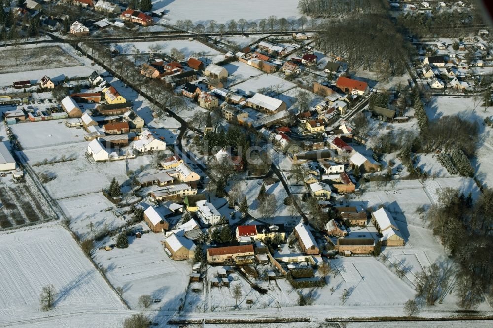 Ludwigsfelde aus der Vogelperspektive: Dorf - Ansicht von Kerzendorf im Bundesland Brandenburg