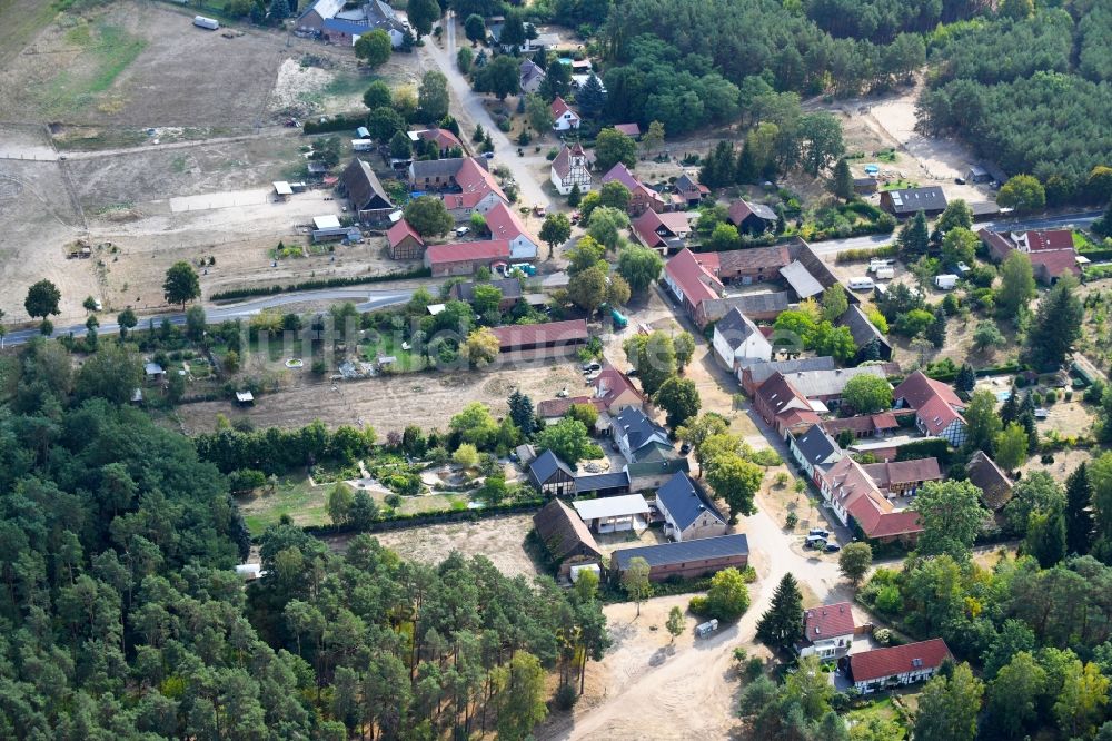 Luftaufnahme Klausdorf - Dorf - Ansicht in Klausdorf im Bundesland Brandenburg, Deutschland