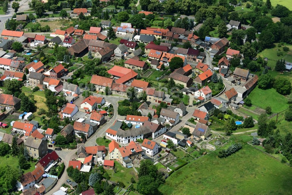 Luftaufnahme Kloster Gröningen - Dorf - Ansicht von Kloster Gröningen im Bundesland Sachsen-Anhalt