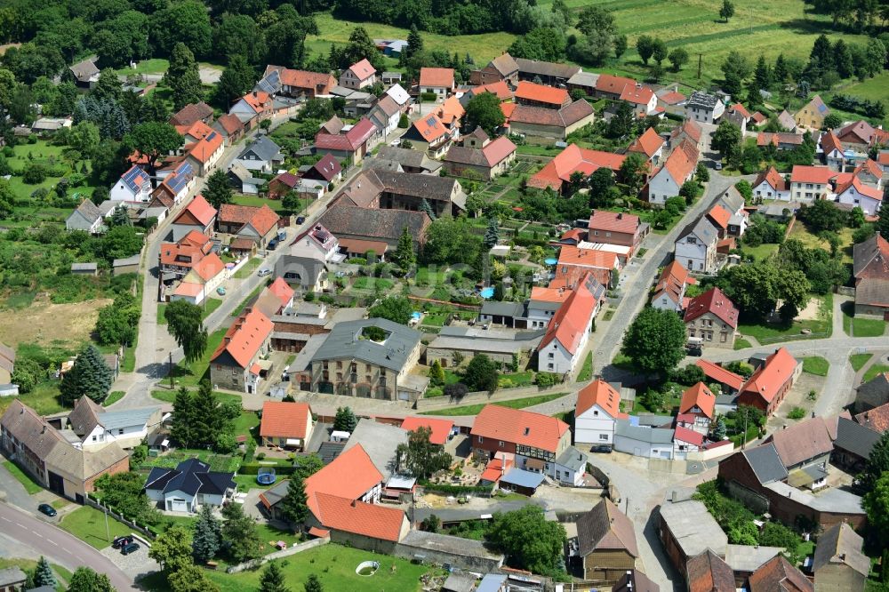 Luftaufnahme Kloster Gröningen - Dorf - Ansicht von Kloster Gröningen im Bundesland Sachsen-Anhalt