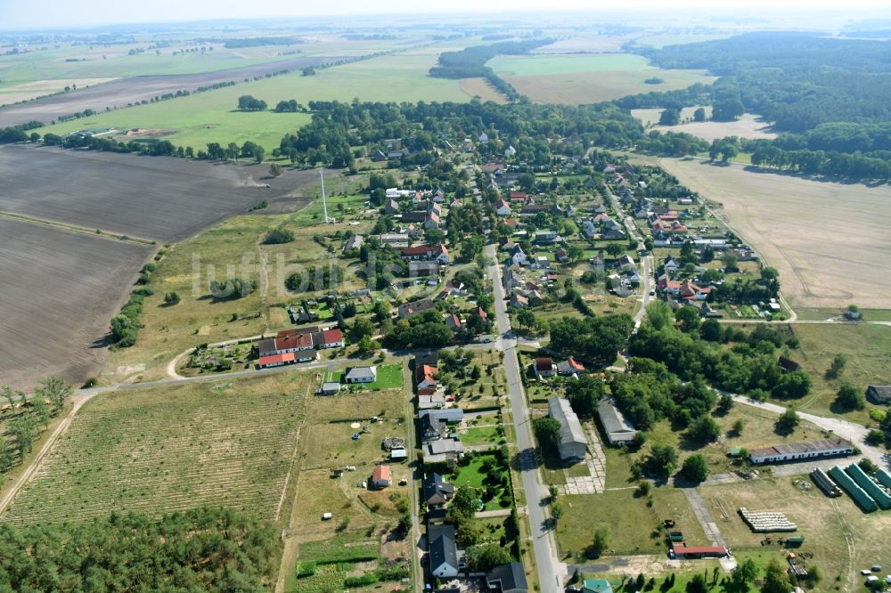 Kotzen aus der Vogelperspektive: Dorf - Ansicht von Kotzen im Bundesland Brandenburg