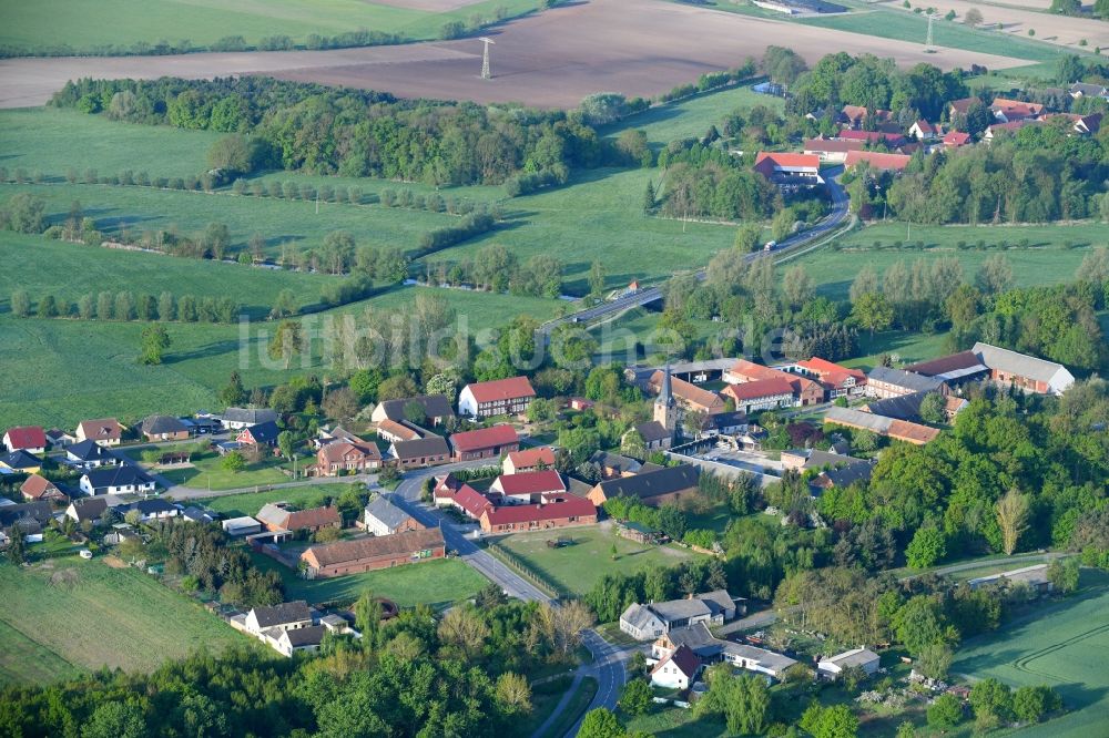 Luftaufnahme Kricheldorf - Dorf - Ansicht in Kricheldorf im Bundesland Sachsen-Anhalt, Deutschland