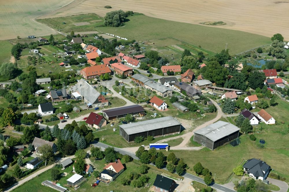 Lüttenhagen von oben - Dorf - Ansicht von Lüttenhagen im Bundesland Mecklenburg-Vorpommern