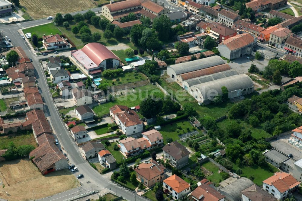 Luftaufnahme Minerbe - Dorf - Ansicht in Minerbe in Venetien, Italien