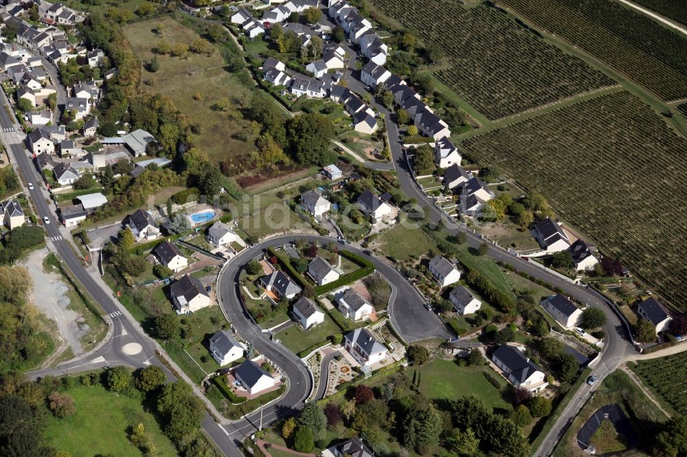 Montsoreau aus der Vogelperspektive: Dorf - Ansicht in Montsoreau in Pays de la Loire, Frankreich