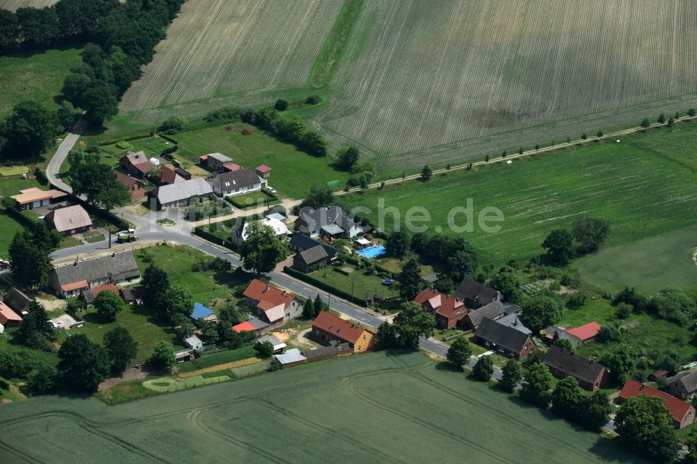 Luftbild Neu Herzfeld - Dorf - Ansicht von Neu Herzfeld im Bundesland Mecklenburg-Vorpommern