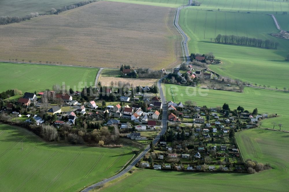 Meuselwitz aus der Vogelperspektive: Dorf - Ansicht von Neupoderschau im Bundesland Thüringen